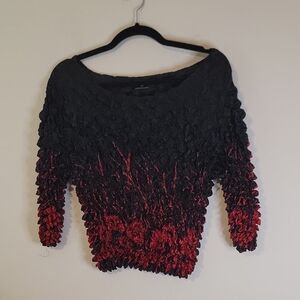 Textured Black and Red Scoop Neck Knit Sweater